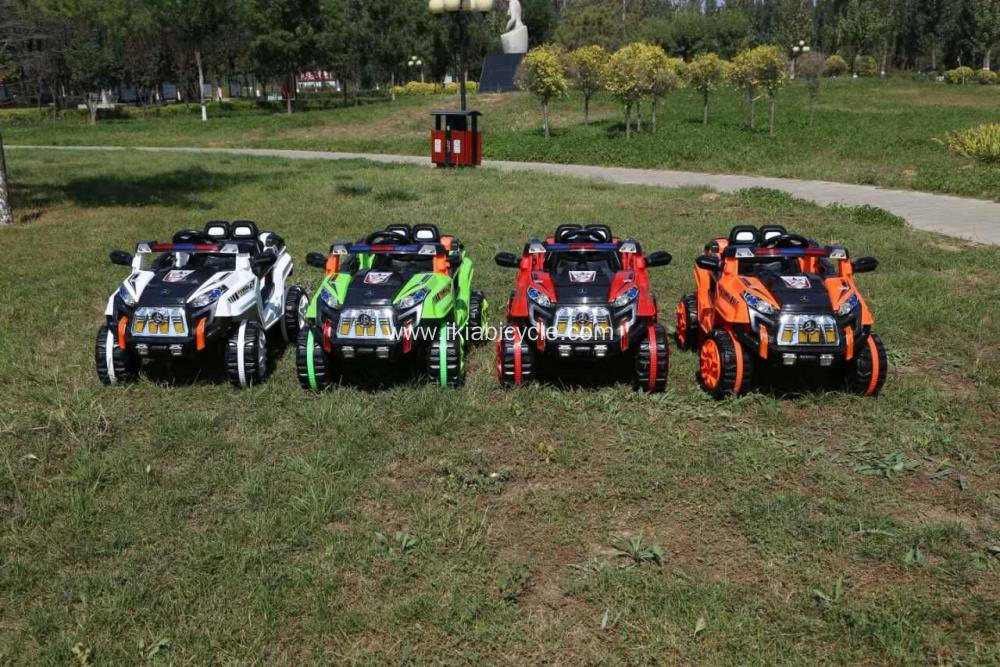 Дзеці электрычныя батарэі Powerd Ride на аўтамабілі